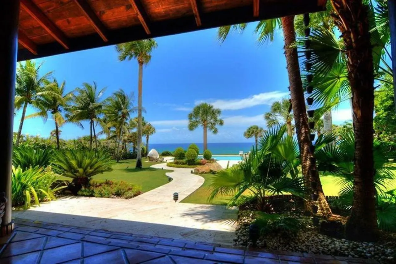 Villa Ataraxia Luxury Beachfront Vacation Rental Cabarete Dom wakacyjny